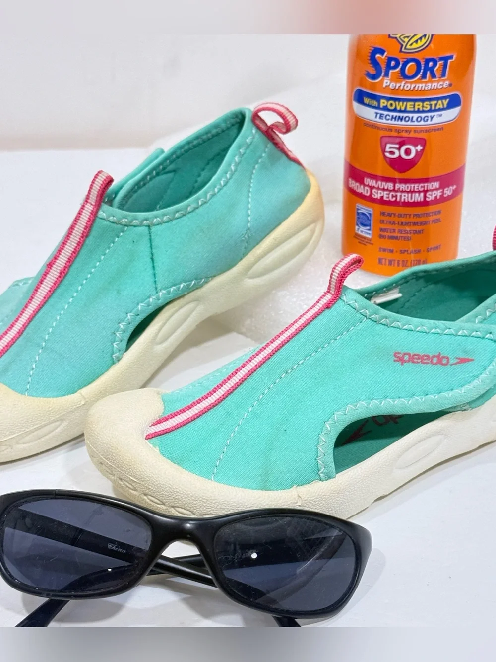 Speedo Water Shoes Mint Green Pink Trim Sz XL 11/12 Kids Unisex Hook Loop Close